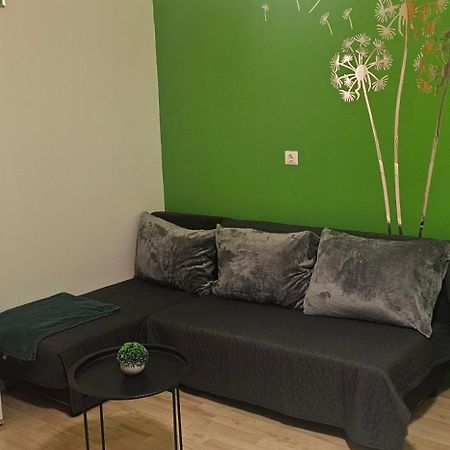Zizi Apartman Debrecen Exteriör bild
