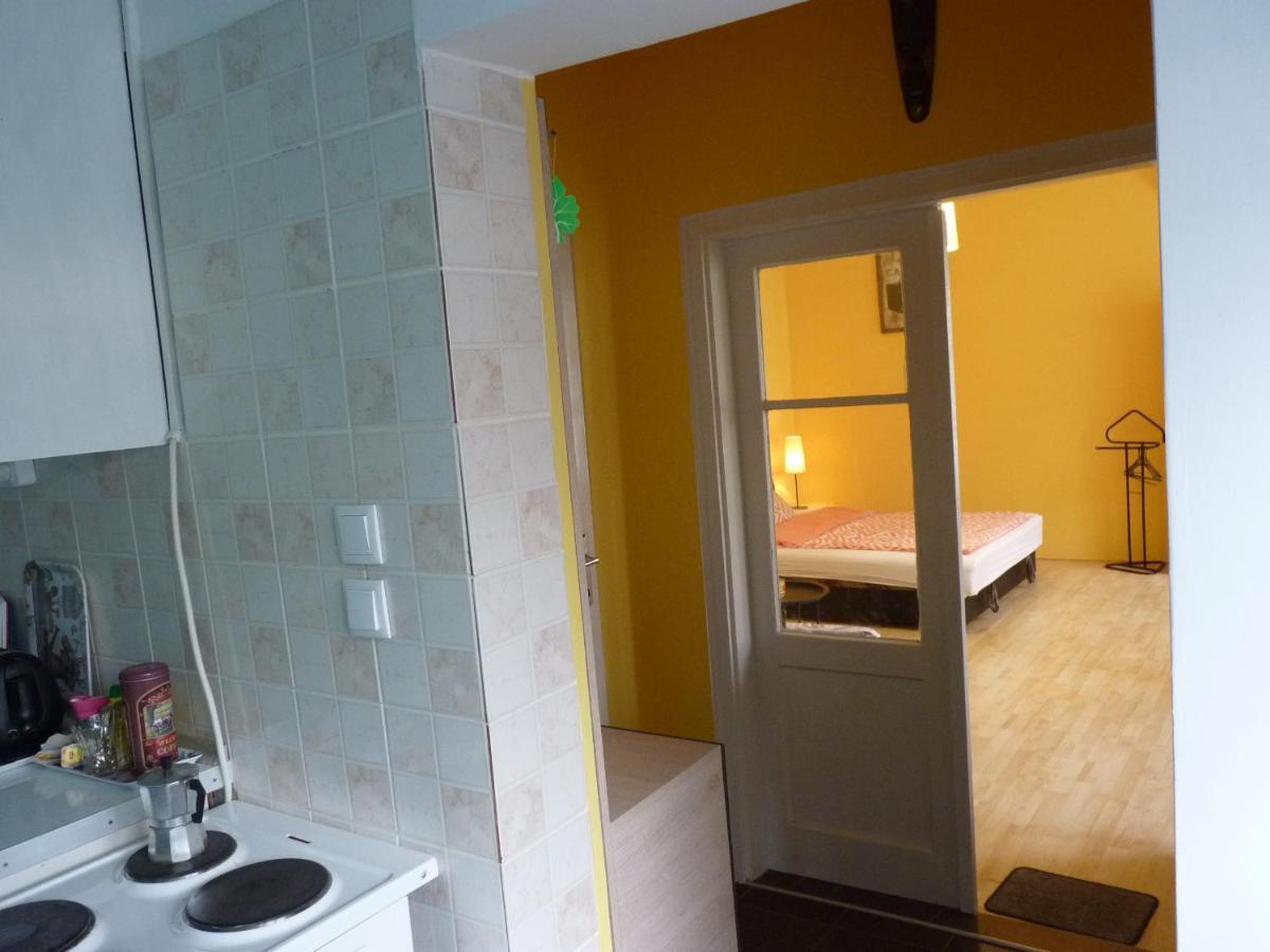 Zizi Apartman Debrecen Exteriör bild