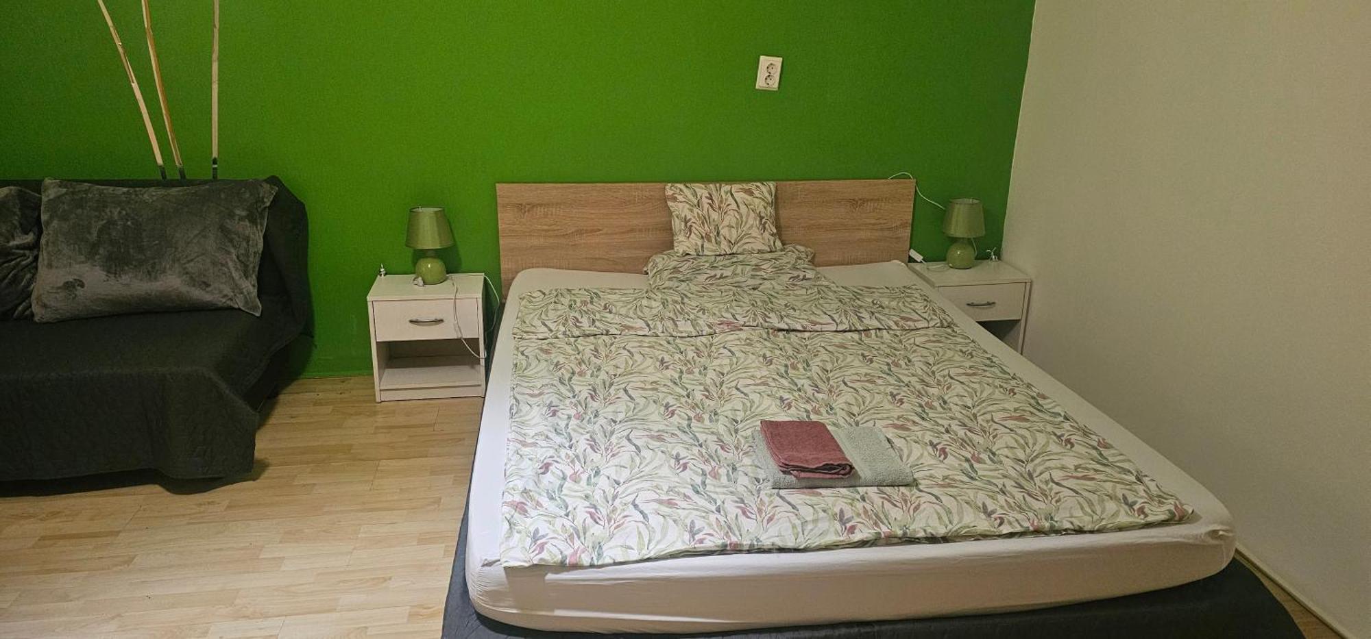Zizi Apartman Debrecen Exteriör bild